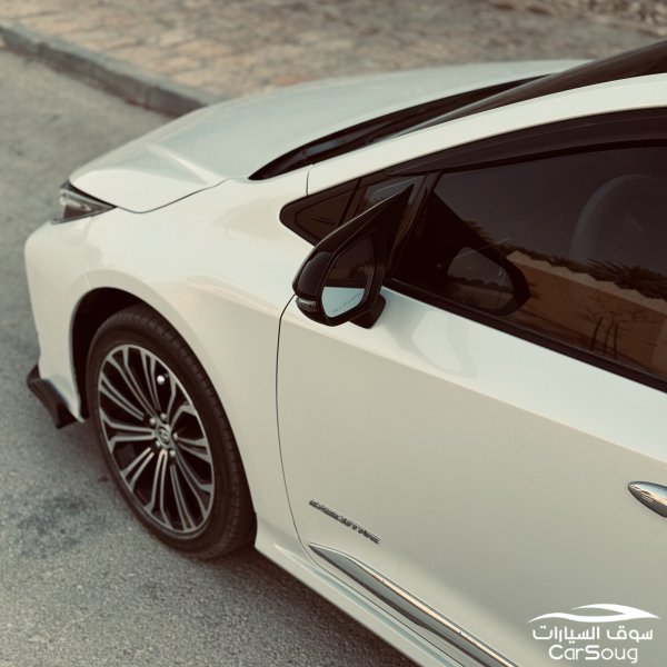 كورولا نظيفه فل كامل للبيع