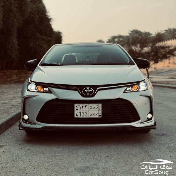 كورولا نظيفه فل كامل للبيع