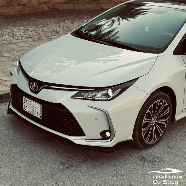 كورولا نظيفه فل كامل للبيع