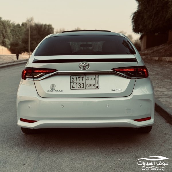 كورولا نظيفه فل كامل للبيع