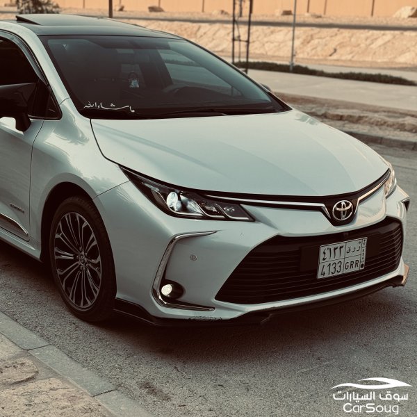 كورولا نظيفه فل كامل للبيع