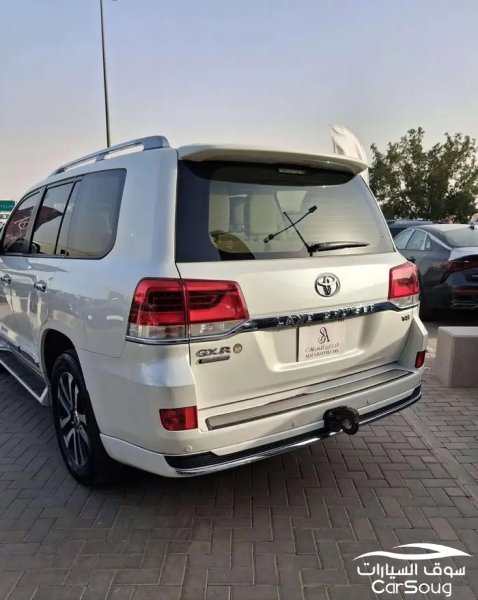 تويوتا لاندكروزر جراند تورينق GXR موديل 2019