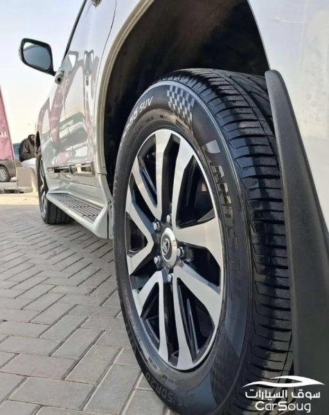 تويوتا لاندكروزر جراند تورينق GXR موديل 2019