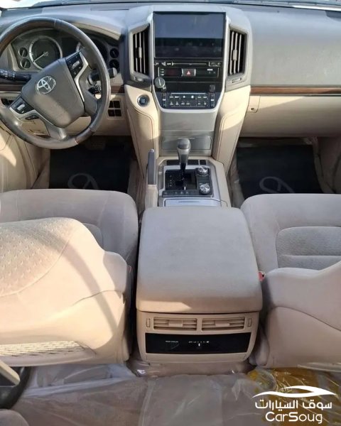 تويوتا لاندكروزر جراند تورينق GXR موديل 2019