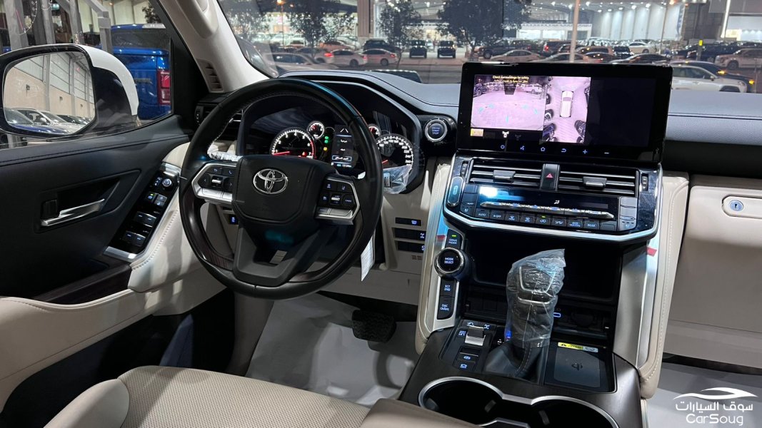 تويوتا لاندكروزر GXR-L5 موديل 2023 اعلى فئه سعودي