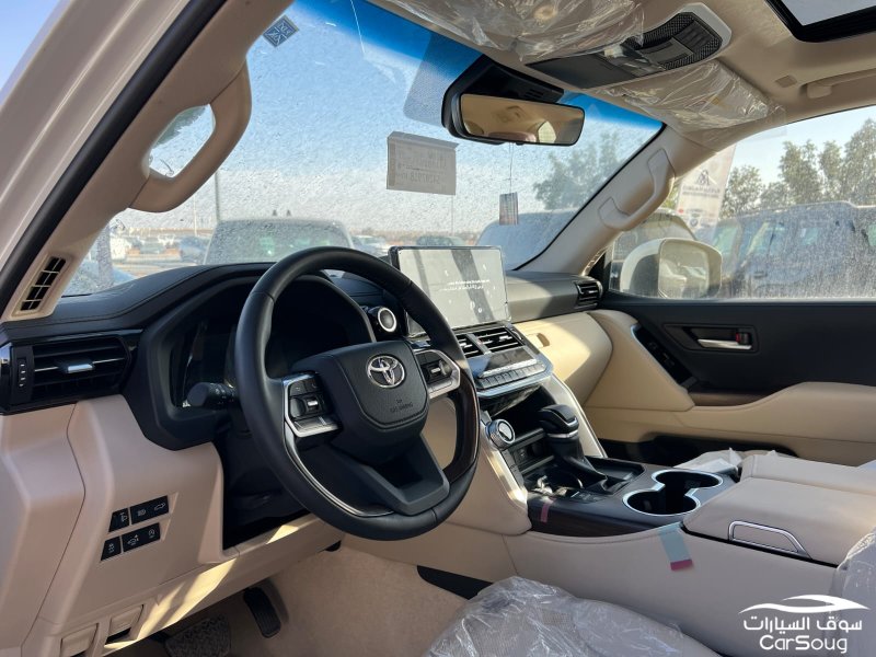 تويوتا لاندكروزر GXR-L4 موديل 2025