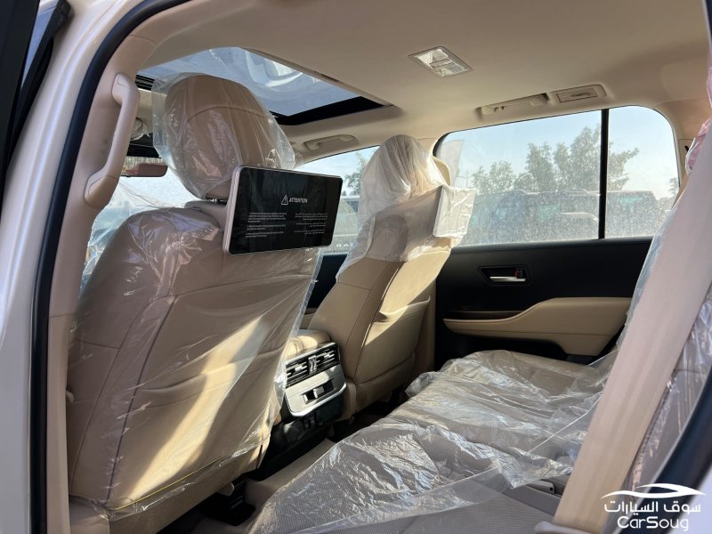 تويوتا لاندكروزر GXR-L4 موديل 2025