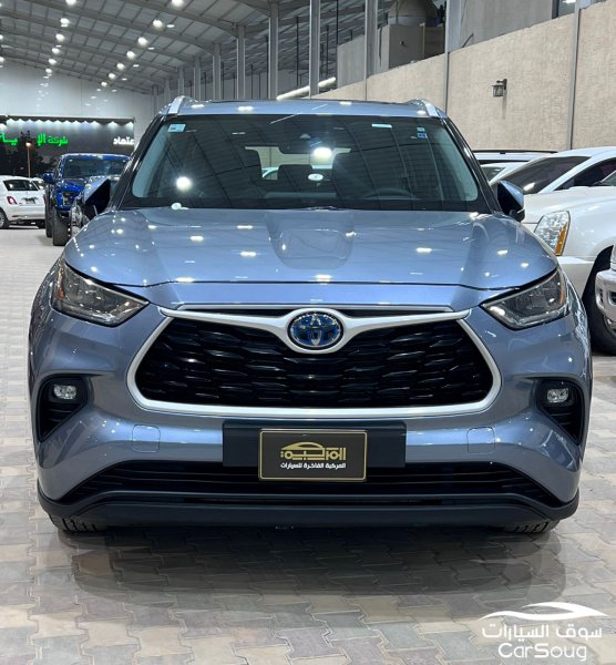 تويوتا هايلاندر GLE هايبرد موديل 2022