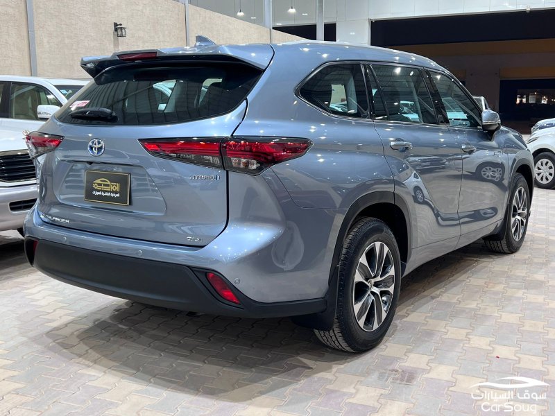 تويوتا هايلاندر GLE هايبرد موديل 2022