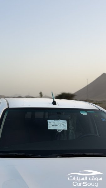 تويوتا هايلوكس 2025 ديزل للبيع